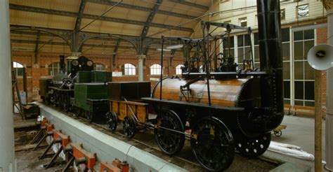  Revolutionizing Transportation: George Stephenson and the Steam Locomotive 