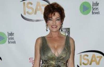 A Brief Look into Carolyn Hennesy's Life