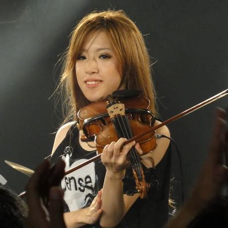 A Glimpse into Yukari Kitamura's Financial Achievement: Discovering the Fruits of her Hard Work