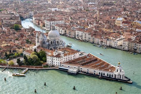 A Historical Overview of Venice