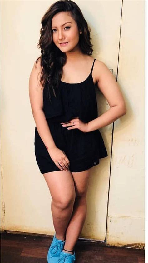 Aashika Bhatia's Age, Height, and Figure