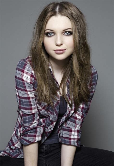 An Exemplary Figure: Sammi Hanratty as an Inspirational Guide for Aspiring Actors