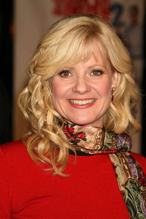 Bonnie Hunt: A Versatile Performer with a Diverse Skill Set