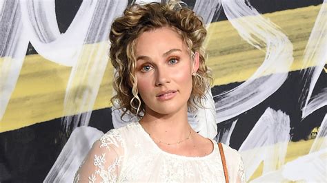 Clare Bowen: A Rising Star in Tinseltown