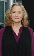 Cybill Shepherd: An Exploration of her Hollywood Journey