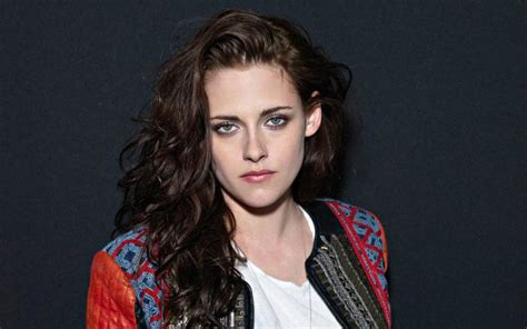 Discover Fascinating Details: Age, Height, Body Measurements, and the Secret to Kristen's Stunning Figure