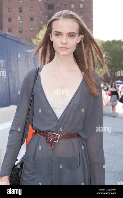 Discovering Success: Nimue Smit's Journey in the Modeling Industry