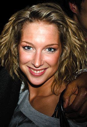 Diving into Gemma Bissix's Age and Early Life