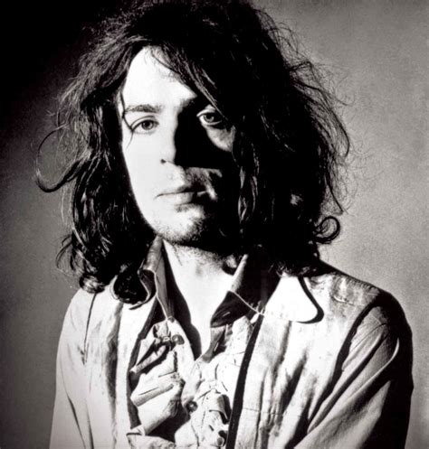 Early Life and Musical Influences: Exploring Syd Barrett's Roots