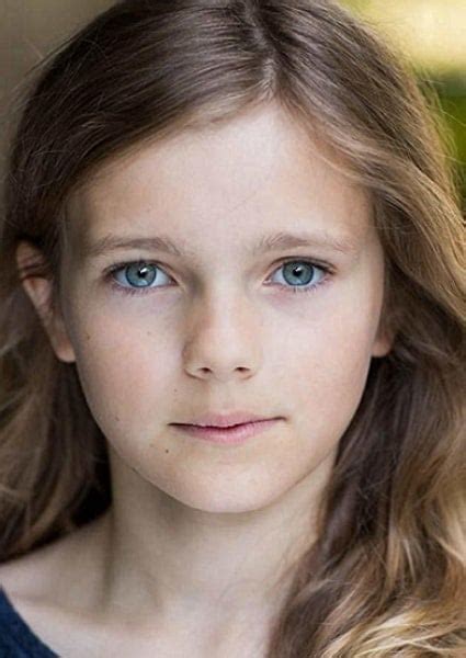 Early Life of Isabelle Freya: From Childhood to Stardom