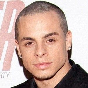 Early Years and Background of Casper Smart