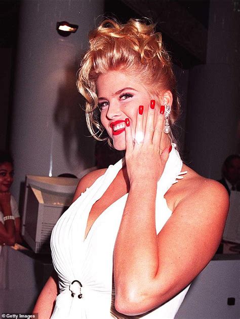 Examining Elle Anna Nicole's Financial Success and Wealth