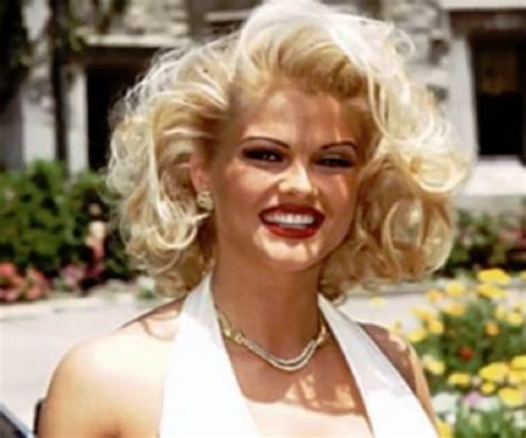 Exploring Elle Anna Nicole's Background and Personal Information 