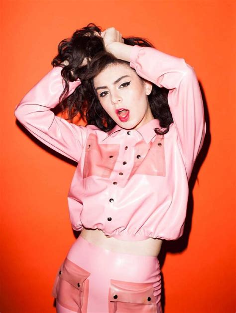 Exploring the Unique Sound and Style of Charli XCX