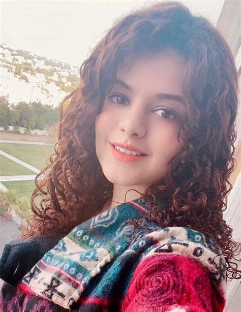 Exploring the Value of Palak Muchhal's Success and Prosperity