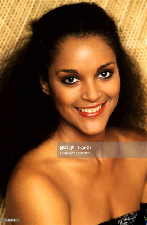 From Beauty Queen to Television Personality: Jayne Kennedy's Rise to Fame