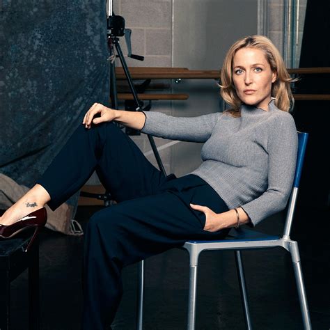 Gillian Anderson's Age and Height