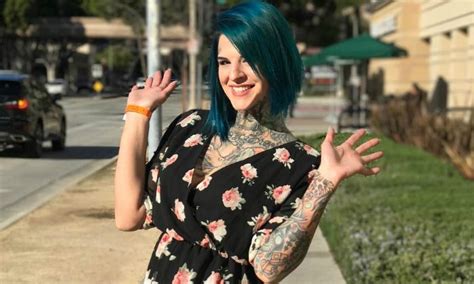 Heidi Lavon's Journey to Success in the Tattooing World