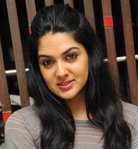 Height and Figure: Sakshi Chaudhary's Stunning Physique