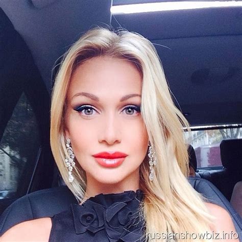 How Viktoriya Lopyreva's Height Sets Her Apart from the Crowd