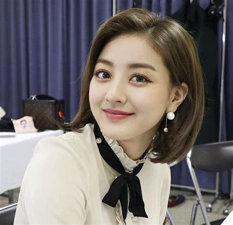 Jihyo's Age and Height: Unveiling the Facts