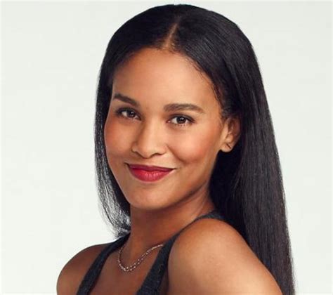 Joy Bryant's Height, Figure, and Fitness Routine