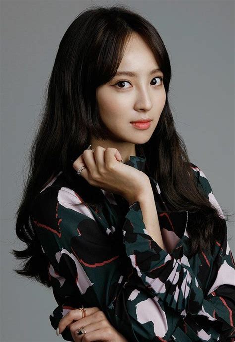 Jung Hye-Sung: A Rising Star in the Entertainment Industry