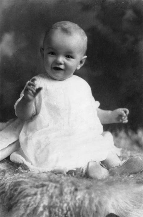 Marilyn Monroe's Early Life and Childhood