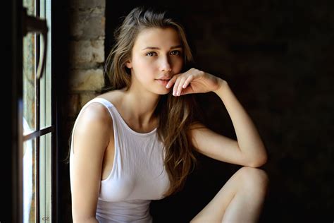 Mila Azul: The Ascent of a Bright Star in the World of Modeling