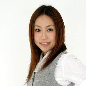 Rising Star in Entertainment: Yukino Niisato's Journey