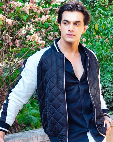 Striking a Balance: The Interplay of Mohsin Khan's Personal and Professional Life