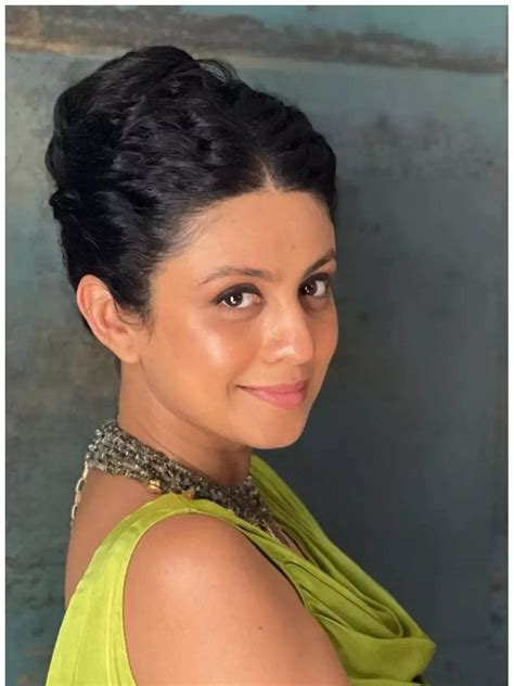 The Beauty Beyond Height and Figure: Manasi Parekh's Radiant Persona