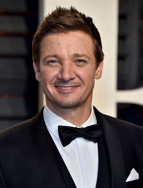The Early Struggles in the Entertainment Industry Faced by Jeremy Renner