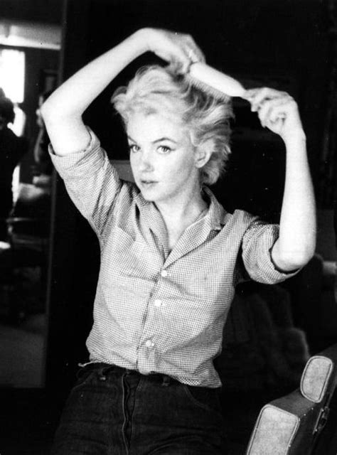 The Enigmatic Beauty of Marilyn Monroe's Figure