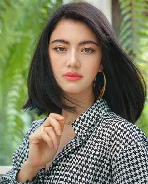 The Generous Heart of Davika Hoorne