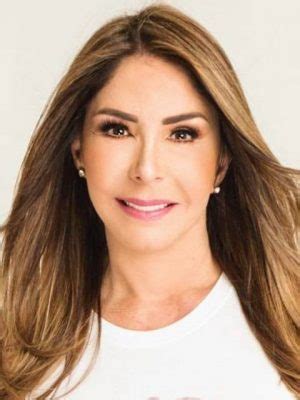 The Height of Success: Viviana Gibelli's Ascendance in the Entertainment Industry