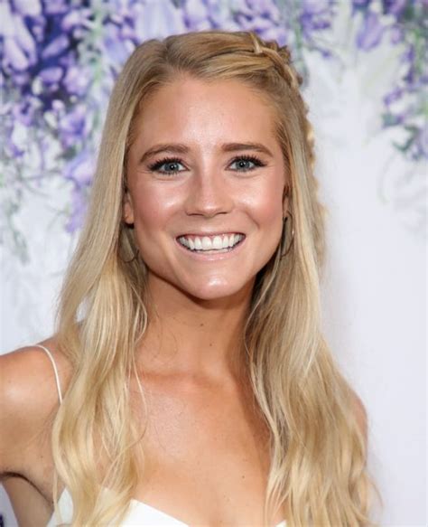 The green carpet: Cassidy Gifford's net worth and successful career