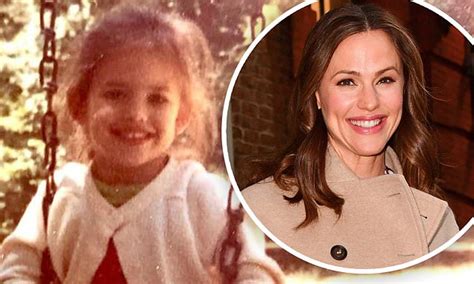 Uncovering Jennifer Garner's Early Life: Childhood and Family Background