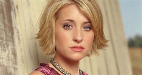 Unveiling Allison Mack's Personal Life and Achievements