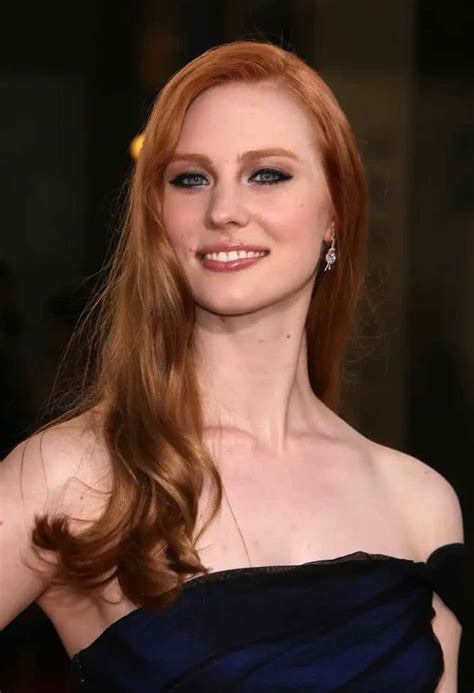 Unveiling Deborah Ann Woll's Height and Figure