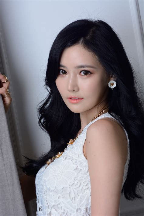 Unveiling Han Ga Eun's Exceptional Talent in the Performing Arts