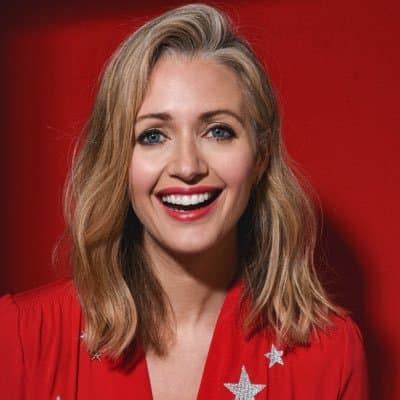 Unveiling Hayley Mcqueen's Age, Height, and Figure