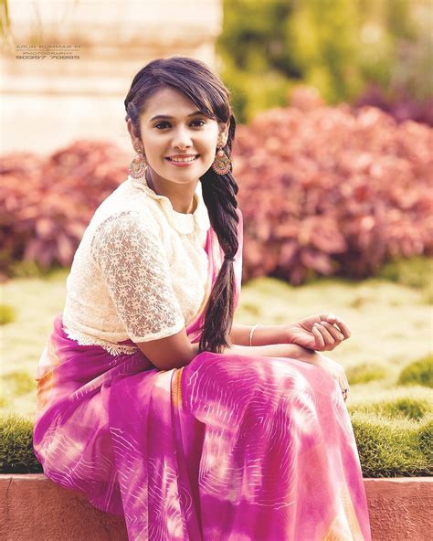 Unveiling Kavya Venkatesh's Personal Life, Height, Figure, and Style