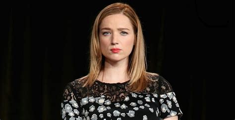 Unveiling Kristen Connolly's Age and Personal Life