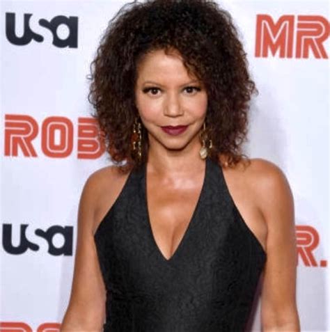 Unveiling the Age, Height, Figure, and Net Worth of Gloria Reuben