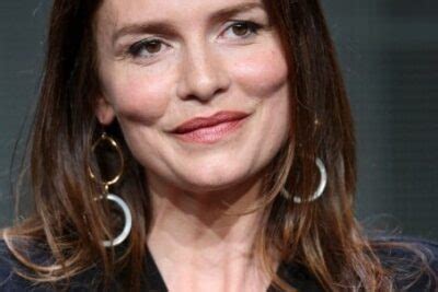 Unveiling the Impressive Fortune and Impact of Saffron Burrows in the Entertainment Industry