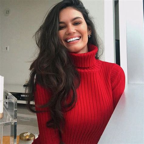 Unveiling the Secrets of Anne De Paula's Mesmerizing Appearance