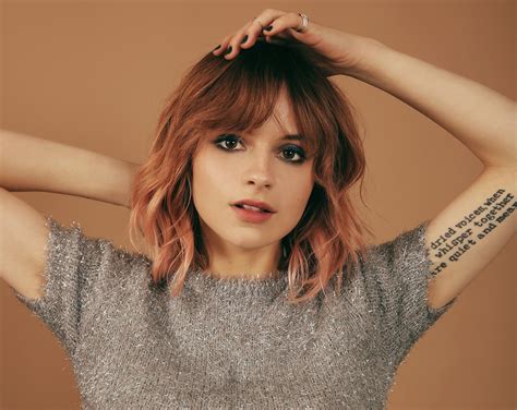 Unveiling the Story behind Gabrielle Aplin